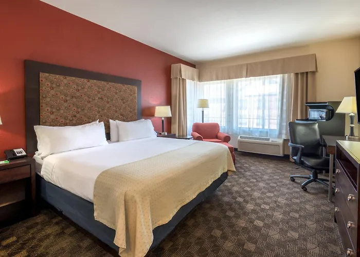 East-medical Center By Ihg Hotel Casper